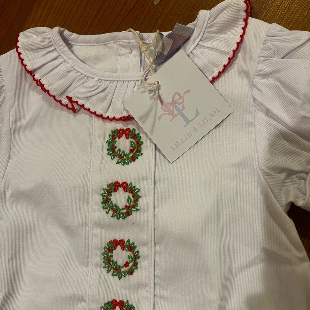 Lillie & Lilah Cecelia Wreath Smocked Diaper Set - Picture 4 of 6